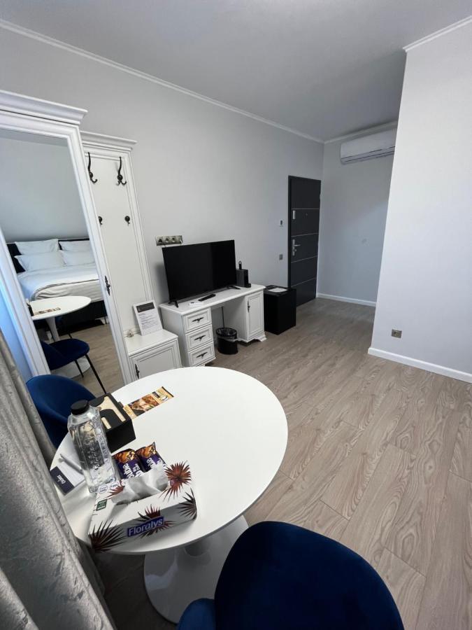 Glam Studios Σίμπιου Εξωτερικό φωτογραφία