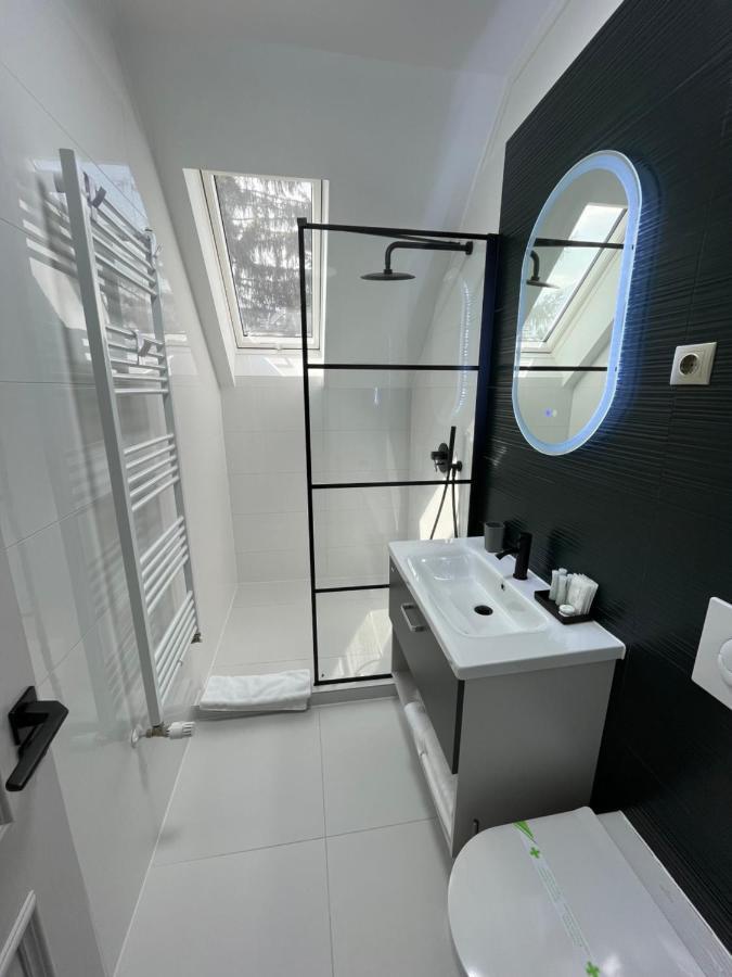 Glam Studios Σίμπιου Εξωτερικό φωτογραφία